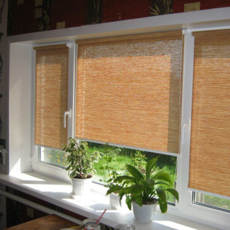 Рулонные шторы MINI на пластиковое окно