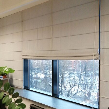Рулонные шторы MG II в кабинет
